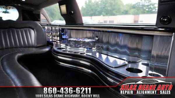 2006 Lincoln Town Car Limo-Hartford for sale in Rocky Hill, CT – photo 21