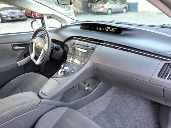 2011 Toyota Prius Hybrid Pkg2 135k 50+mpg for sale in Walpole, RI – photo 23