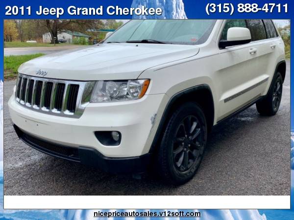 2011 Jeep Grand Cherokee 4WD 4dr Laredo for sale in new haven, NY – photo 8