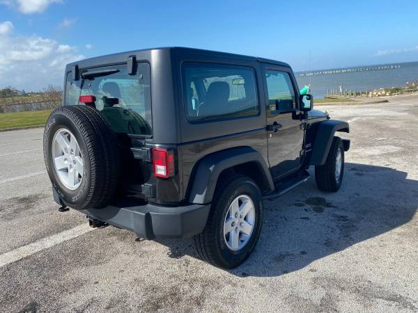 Jeep Wrangler - cars & trucks - by owner - vehicle automotive sale for sale in Bacliff, TX – photo 3