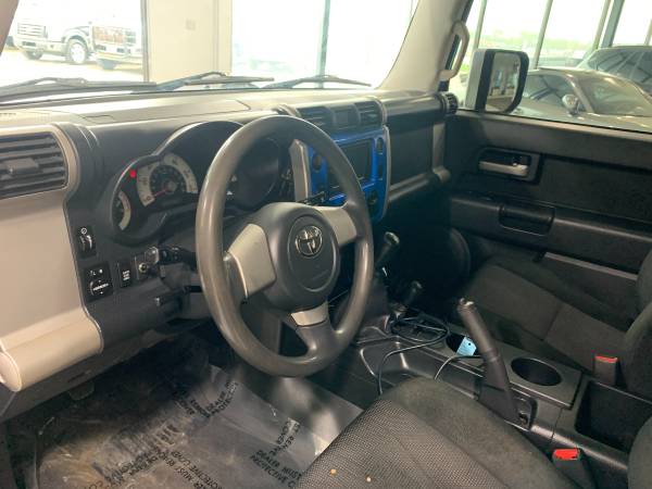 2007 Toyota FJ Cruiser - - by dealer - vehicle for sale in Springfield, IL – photo 8
