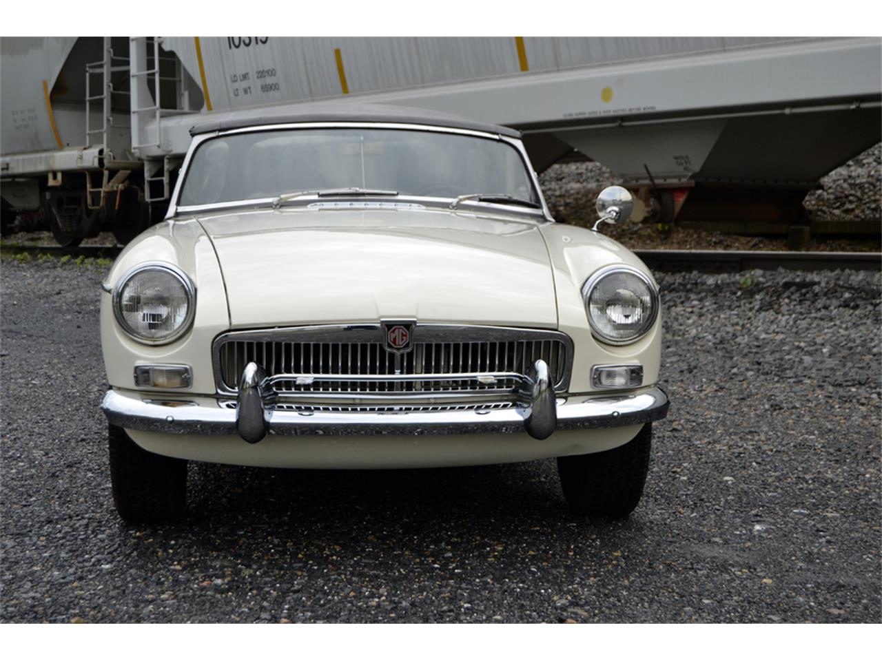 1967 MG MGB for sale in Waynesboro, VA