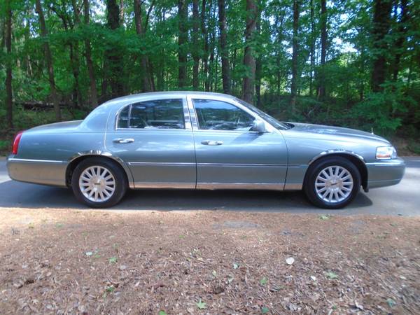 2004 Lincoln Town Car, 63K miles, cln Carfax, 17 serv rcrds new for sale in Matthews, NC – photo 4