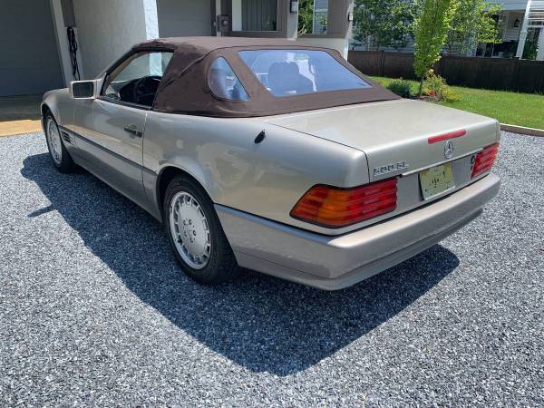 1992 Mercedes 500 SL Roadster / Convertible / Hardtop, exc condition! for sale in River Falls, MN – photo 2