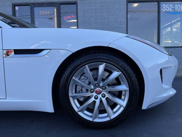 2015 Jag Jaguar FTYPE V6 Supercharged Convertible Polaris White for sale in Spencerport, NY – photo 11