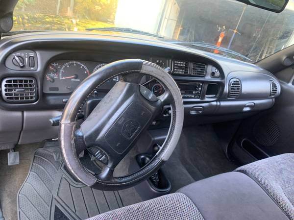 2001 Dodge Ram 1500 5.9 V8 4x4 for sale in Vernon, CT – photo 16