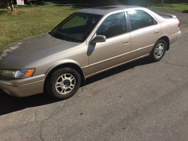 1997 Toyota Camry runs excellent for sale in Indianapolis, IN