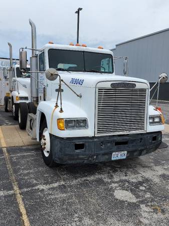 International 4300 Moving Van Extended Cab (5) Man Non CDL - cars & for sale in Other, FL – photo 18