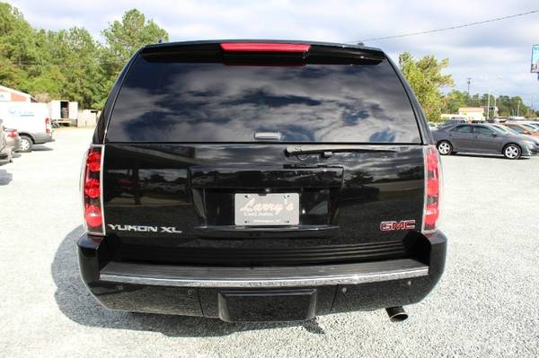 2014 GMC Yukon XL AWD 4dr Denali with Tire Pressure Monitor System... for sale in Wilmington, NC – photo 6