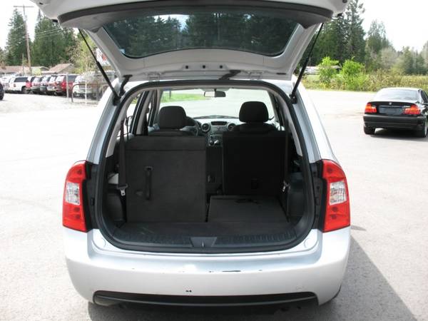 2008 Kia Rondo 4dr Wgn V6 LX - cars & trucks - by dealer - vehicle... for sale in Roy, WA – photo 14