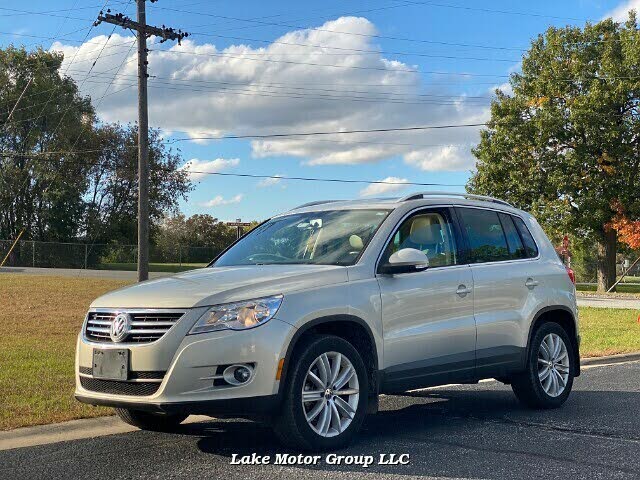 2011 Volkswagen Tiguan SE 4Motion for sale in Griffith, IN – photo 2