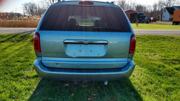 2003 chrysler town and country - cars & trucks - by owner - vehicle... for sale in Alden, NY – photo 2