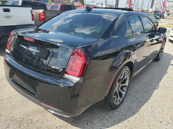 **2017 CHRYSLER 300 S**LEATHER**PANORAMIC SUNROOF**NAVIGATION**CAMERA* for sale in Houston, TX – photo 6