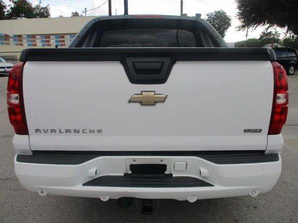 2008 Chevrolet Chevy Avalanche LT w/2LT BUY HERE/PAY HERE!! for sale in San Antonio, TX – photo 3