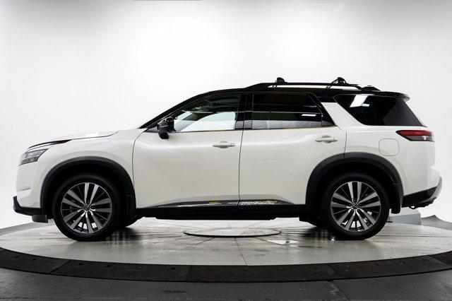 2022 Nissan Pathfinder Platinum for sale in Coon Rapids, MN – photo 4