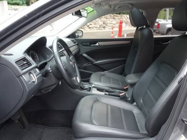 2014 VW Volkswagen Passat TDI SE sedan Urano Gray for sale in Clarkston , MI – photo 24