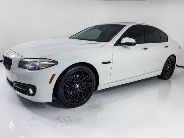 2015 BMW 528i White on Black Sedan for sale in Scottsdale, AZ