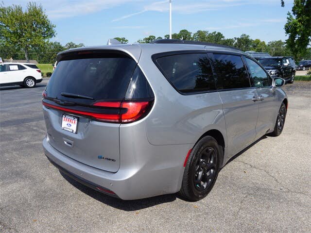 2021 Chrysler Pacifica Hybrid Limited FWD for sale in Mandeville, LA – photo 5
