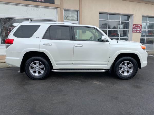 2011 TOYOTA 4RUNNER SR5 - - by dealer - vehicle for sale in Albany, NY – photo 5