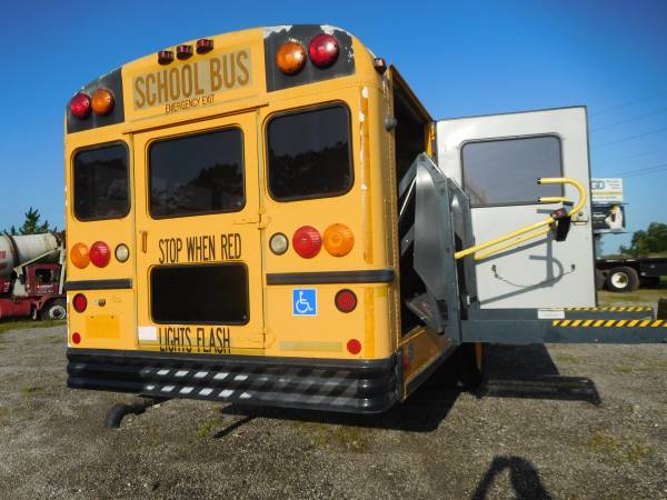 2001 INTERNATIONAL SCHOOL BUSES for sale in Spring Hill, TN – photo 4