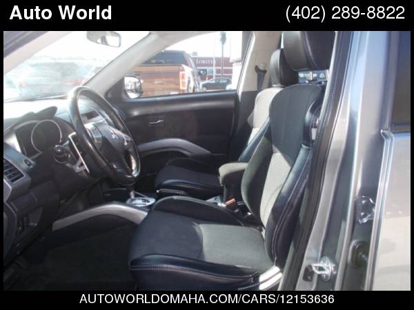 2013 Mitsubishi Outlander 4WD 4dr SE for sale in Omaha, NE – photo 11