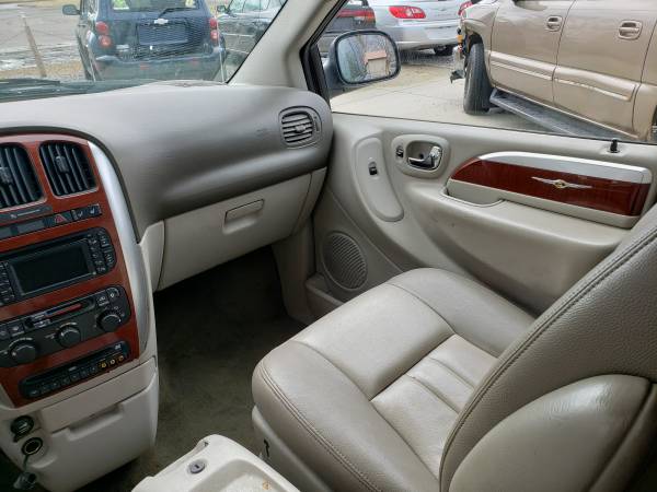 *07 CHRYSLER TOWN AND COUNTRY* SIGNATURE SERIES* LWB for sale in Rootstown, OH – photo 5