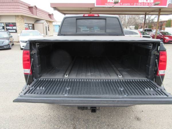 2012 Nissan Titan PRO-4X Crew Cab 4WD SWB - - by for sale in Moorhead, ND – photo 5