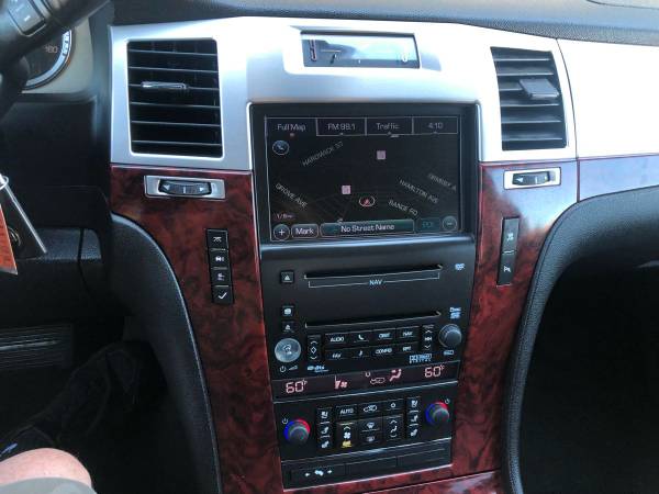 2009 CADILLAC ESCALADE EXT 4x4 for sale in Naujaat, RI – photo 22