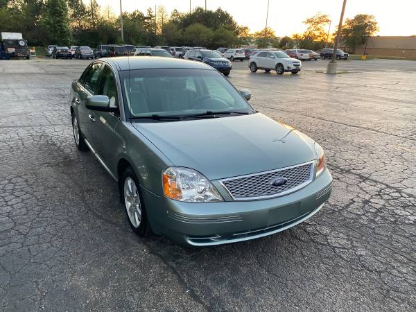 2007 FORD FIVE HUNDRED SEL EXCELLENT CONDITION SEDAN - cars & trucks... for sale in Romeoville, IL – photo 7
