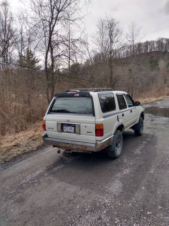 1995 4runner, new engine, runs great for sale in Thomas, WV – photo 3