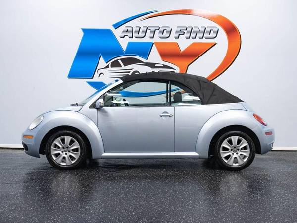 2009 Volkswagen New Beetle Convertible CONVERTIBLE, PZEV, HEATED for sale in Massapequa, NY – photo 4