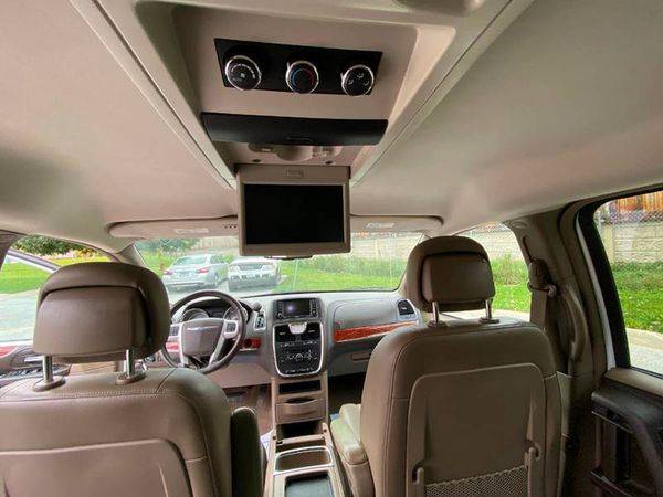 2014 Chrysler Town and Country Touring 4dr Mini Van for sale in posen, IL – photo 12