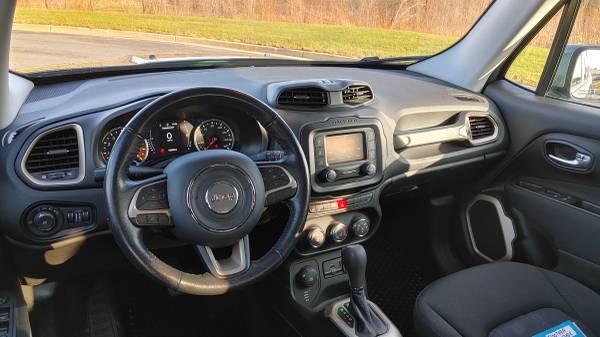 ~ ~ ~ 2017 Jeep Renegade Latitude 4x4 ( ONLY 79K MILES!!! ) ~ ~ ~ -... for sale in Mukwonago, WI – photo 10