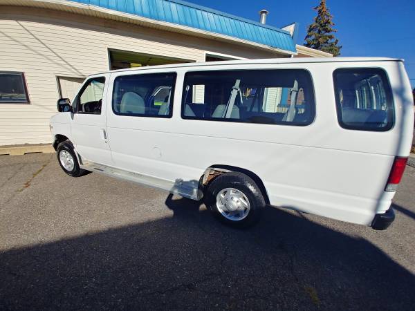 1997 Ford E350 14 passenger van for sale in Moreland, ID – photo 2
