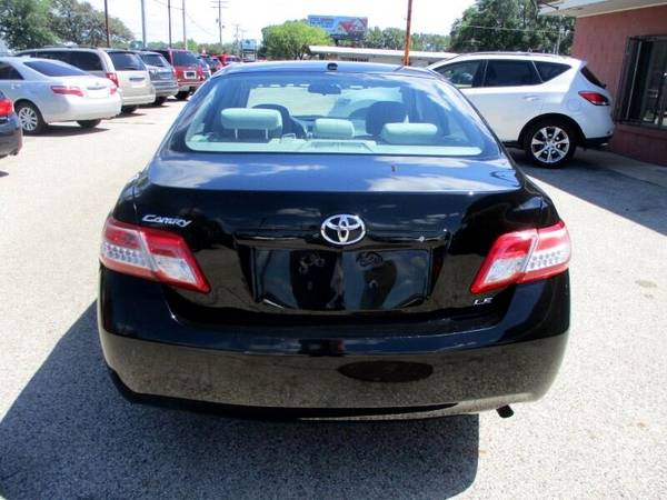 2010 Toyota Camry LE 6-Spd AT - - by dealer - vehicle for sale in McHenry, IL – photo 5