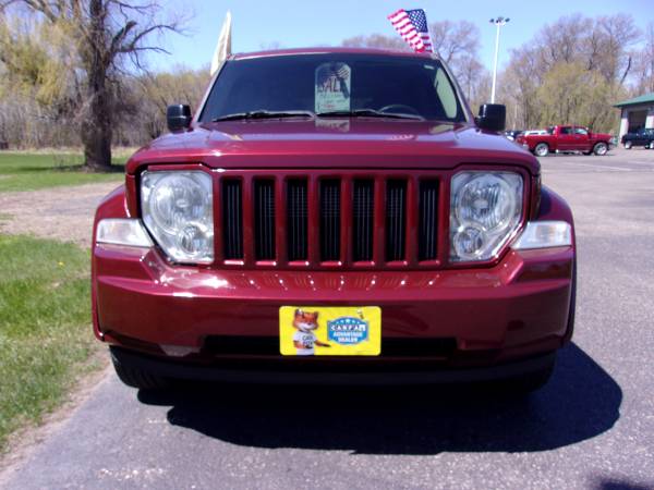 2008 JEEP LIBERTY SPORT 4X4 LOW MILES SUPER NICE MUST SEE! - cars for sale in COLUMBUS, MN – photo 2
