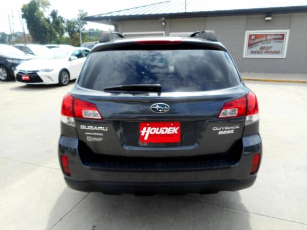 2013 Subaru Outback 4dr Wgn H4 Auto 2 5i Premium for sale in Marion, IA – photo 6