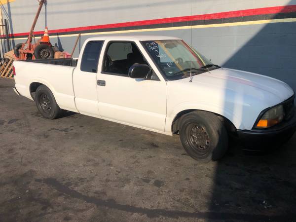 1998 Chevy s10 pk up for sale in Altadena, CA – photo 2