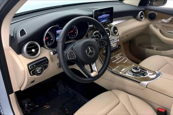 2018 Mercedes-Benz GLC GLC 300 - EASY APPROVAL! - - by for sale in Honolulu, HI – photo 14