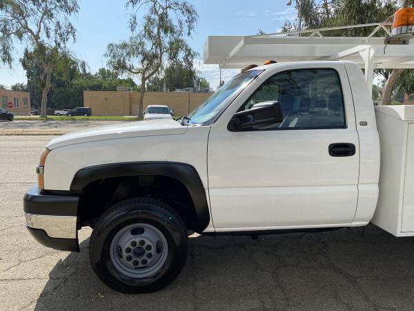 2004 Chevrolet Chevy Silverado 3500 Service Body/ Utility Truck with... for sale in Los Angeles, CA – photo 19