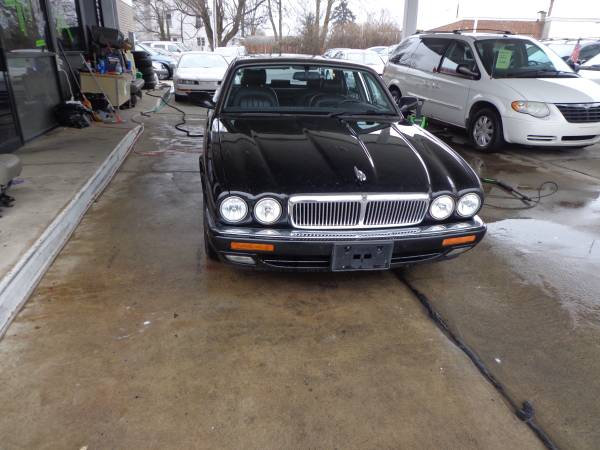 SALE! 1995 Jaguar XJ-SERIES, CLEAN IN/OUT, CLASSIC CAR, RUNS GOOD for sale in Allentown, PA – photo 3