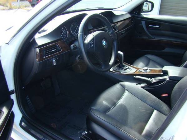 2011 BMW 335i Sedan - Navigation - Sport Package - Like New for sale in Warwick, RI – photo 11