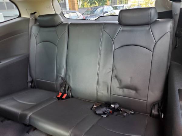 2011 Chevrolet Traverse LT Chevy !!! 1 Owner !!! 2012 2010 for sale in Brooklyn, NY – photo 3