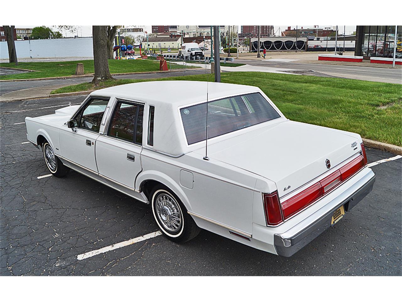 1984 Lincoln Town Car for sale in Canton, OH – photo 6