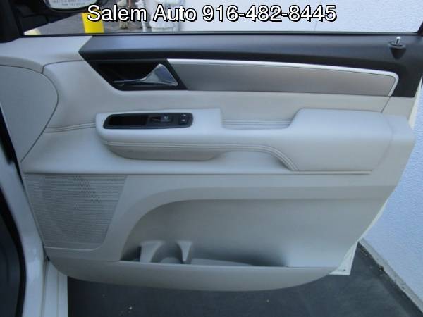 2009 Volkswagen Routan SEL - NAVI - REAR CAMERA - 2 FACTORY DVD... for sale in Sacramento , CA – photo 20
