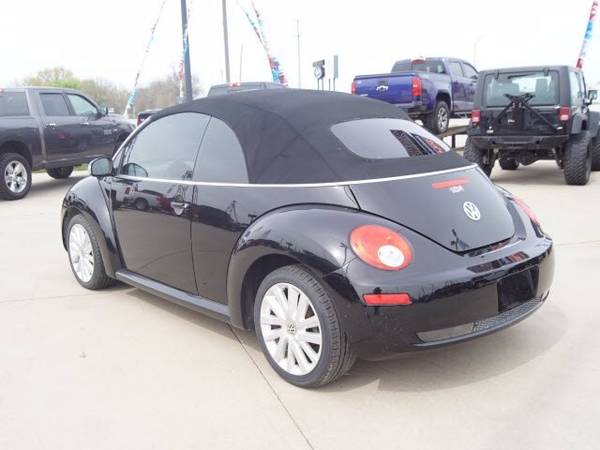 2010 Volkswagen VW New Beetle Convertib PZEV - - by for sale in Wichita, KS – photo 5
