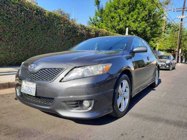 2010 TOYOTA CAMRY SE. - cars & trucks - by dealer - vehicle... for sale in Los Angeles, CA – photo 3