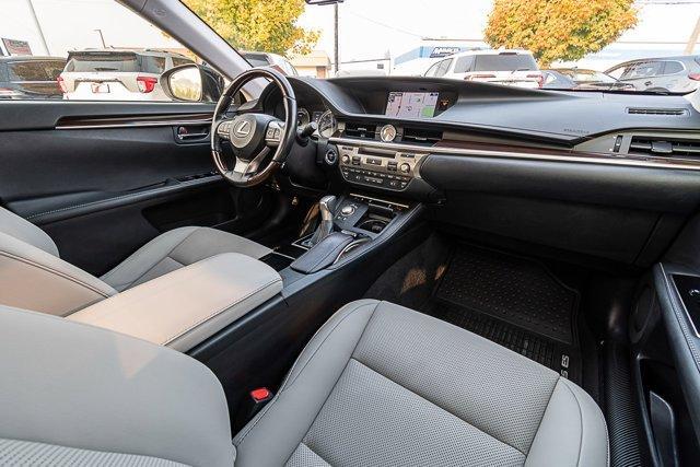 2016 Lexus ES 300h Base for sale in Bellingham, WA – photo 26