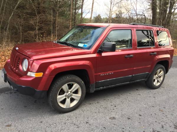 2011 JEEP PATRIOT 4X4 1ST $3800 - cars & trucks - by owner - vehicle... for sale in Altamont, NY – photo 2