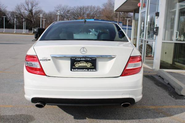 2009 Mercedes-Benz C300 Luxury Sedan Holiday Special for sale in Burbank, IL – photo 6